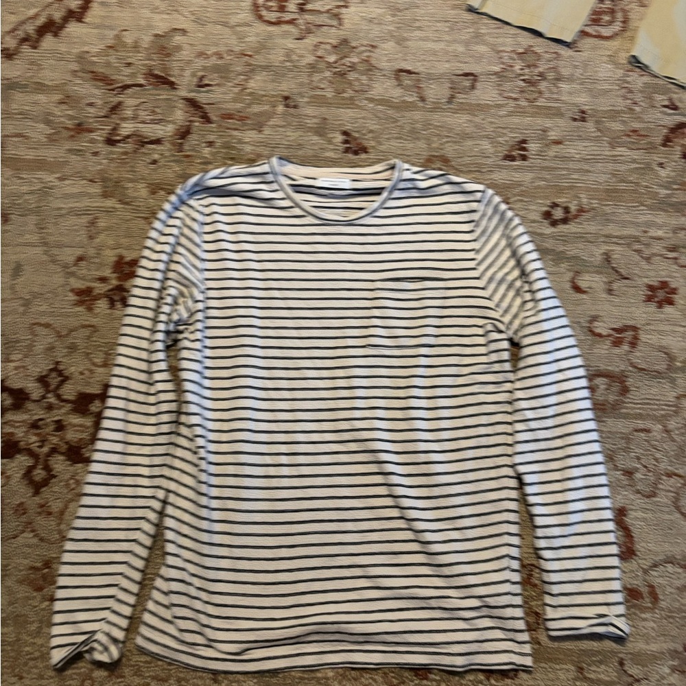 Men's Long-Sleeve Crewneck Stripe Shirt - White & Navy